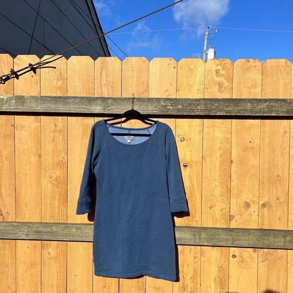UGG‎ Scoop Neck Mini Blue Fleece Dress Size Medium Warm 3/4 Sleeve Winter Fall - Picture 1 of 9